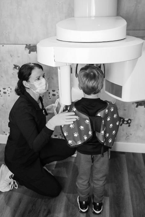kid getting dental x-rays in Dubuque, IA