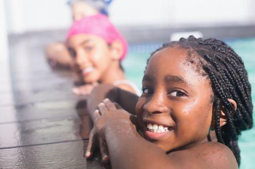 Kids playing in the pool | kids emergency dental care in Dubuque, IA